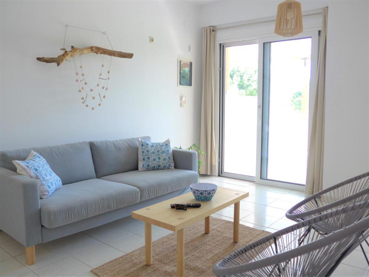 Kalamaki Plaza Apartments Екстериор снимка
