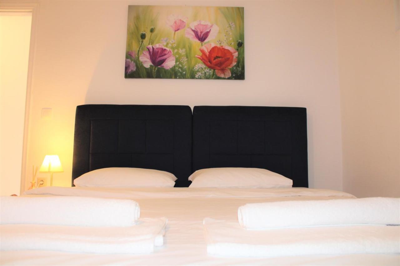 Kalamaki Plaza Apartments Екстериор снимка