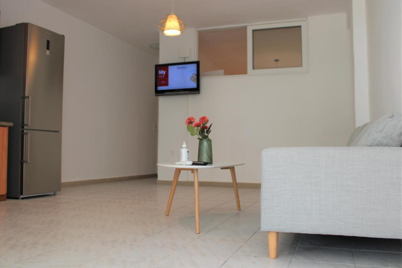 Kalamaki Plaza Apartments Екстериор снимка