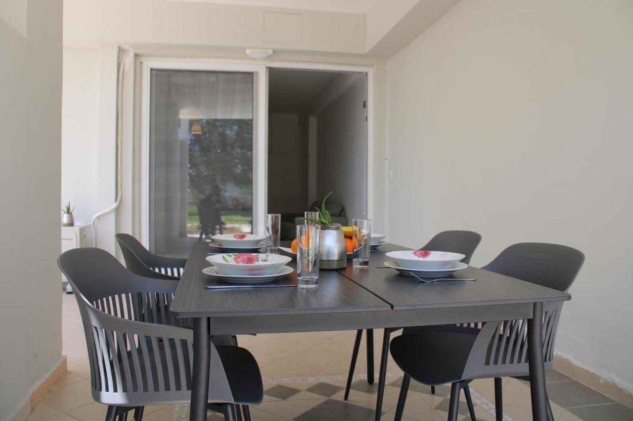 Kalamaki Plaza Apartments Екстериор снимка