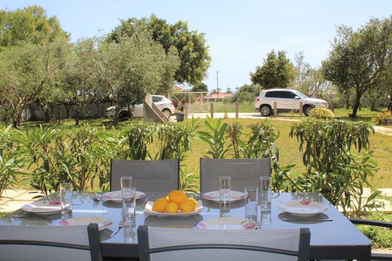Kalamaki Plaza Apartments Екстериор снимка
