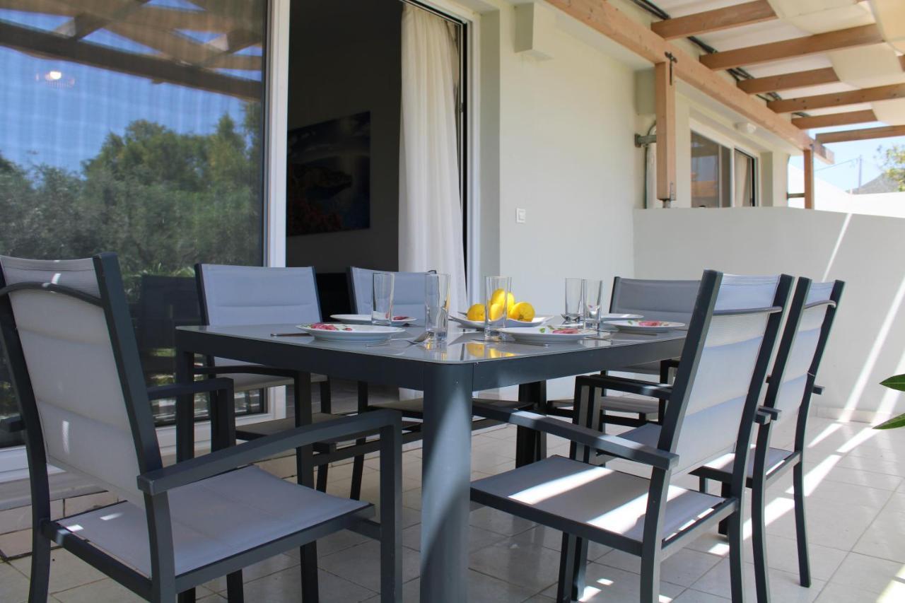 Kalamaki Plaza Apartments Екстериор снимка