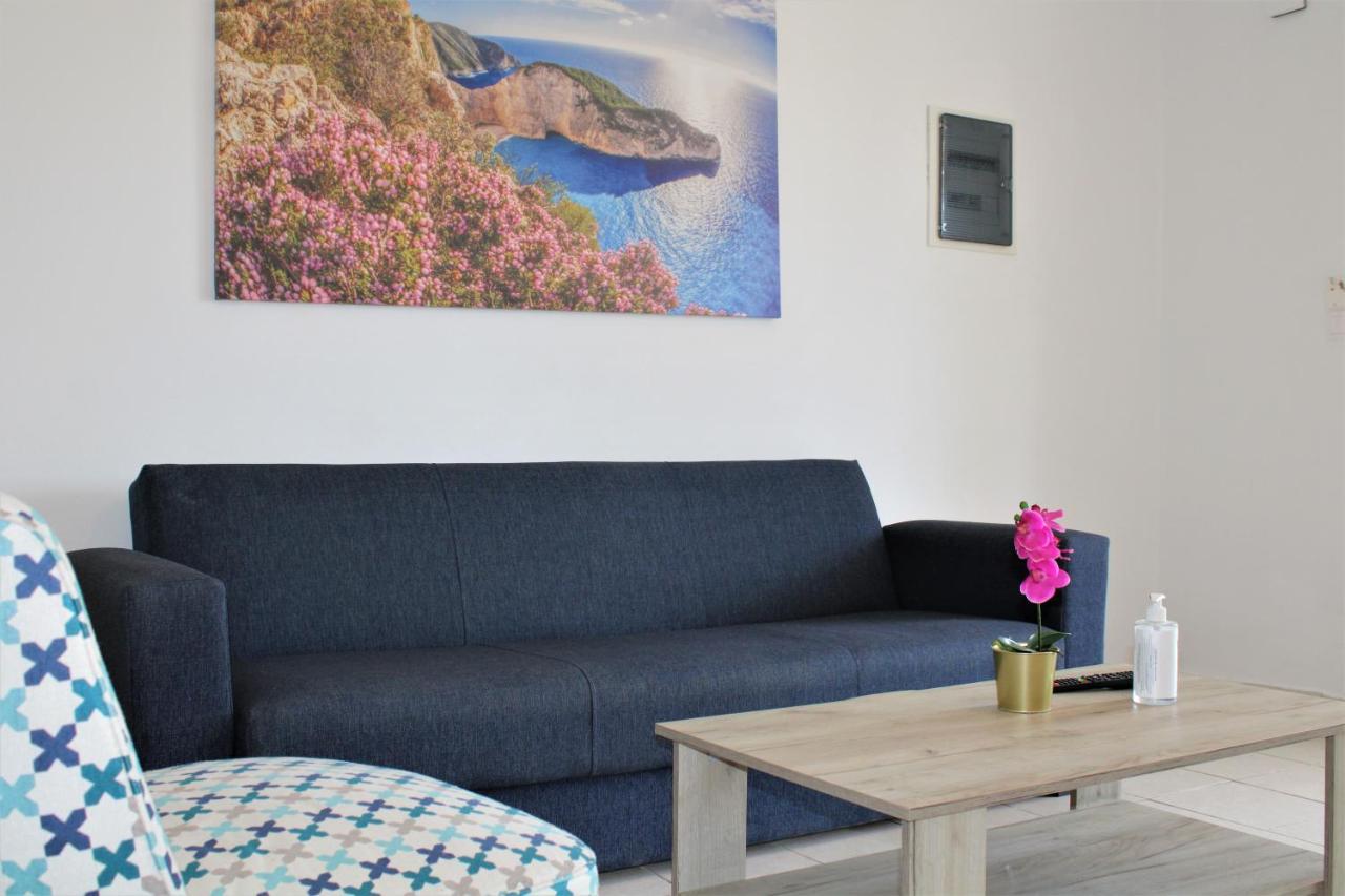 Kalamaki Plaza Apartments Екстериор снимка